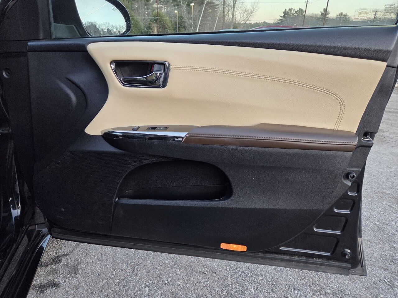 2013 Toyota Avalon XLE Charlton MA