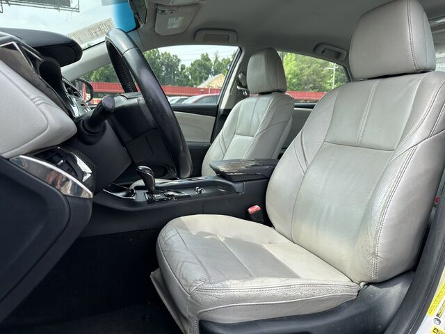 2013 Toyota Avalon XLE College Park GA