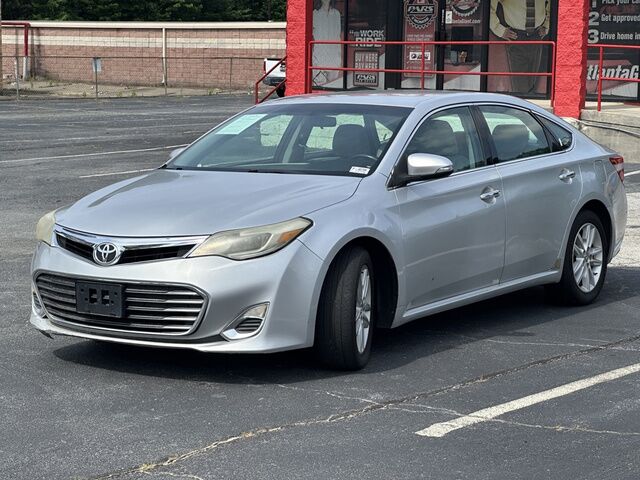 2013 Toyota Avalon XLE