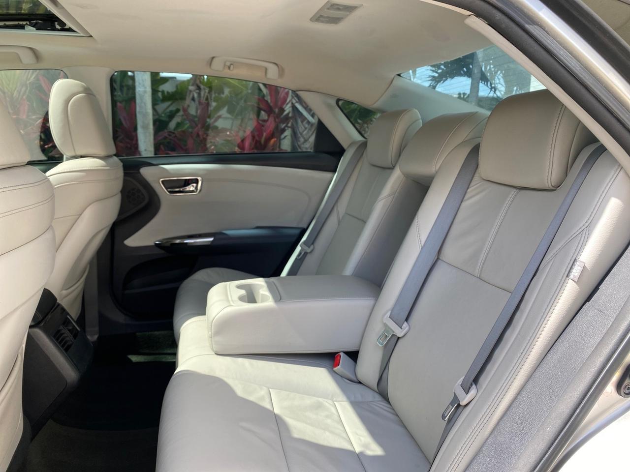2013 Toyota Avalon XLE Premium LOW MILES 56,196 Pompano Beach FL