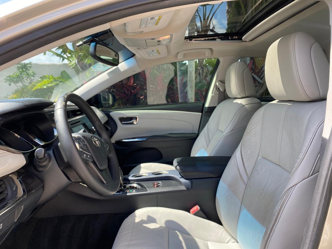 2013 Toyota Avalon XLE Premium LOW MILES 56,196 Pompano Beach FL