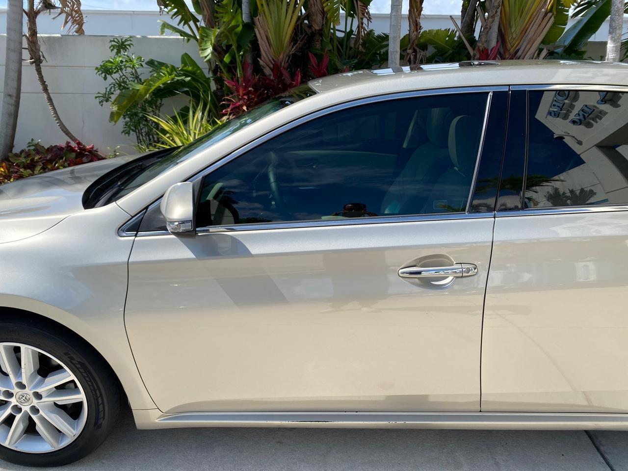 2013 Toyota Avalon XLE Premium LOW MILES 56,196 Pompano Beach FL