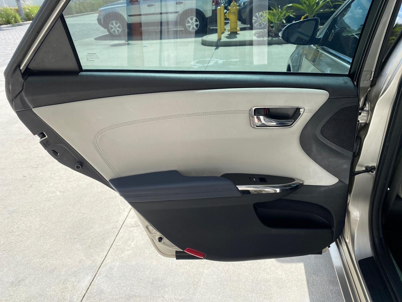 2013 Toyota Avalon XLE Premium LOW MILES 56,196 Pompano Beach FL