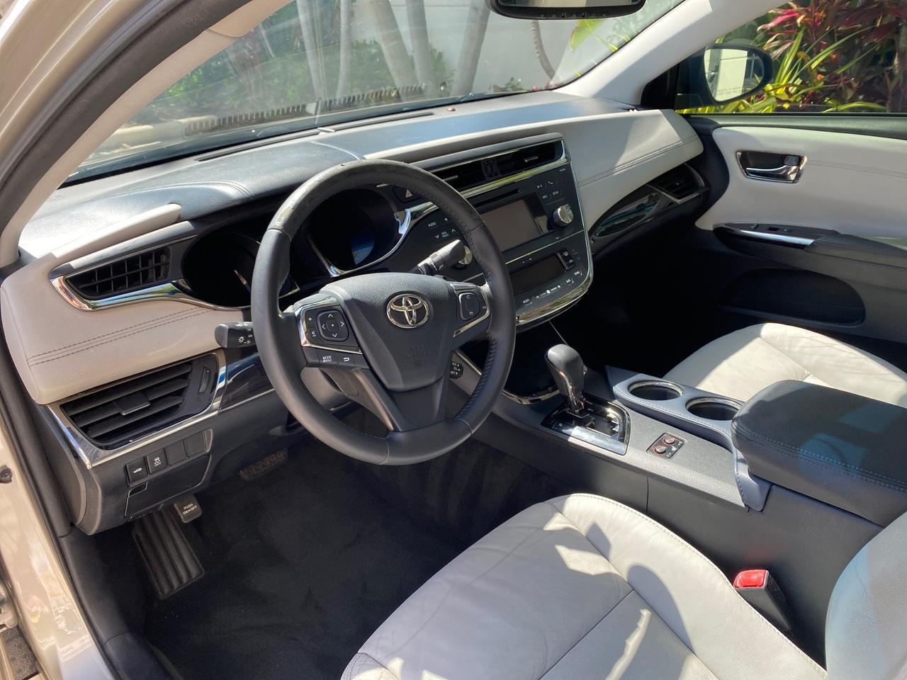 2013 Toyota Avalon XLE Premium LOW MILES 56,196 Pompano Beach FL