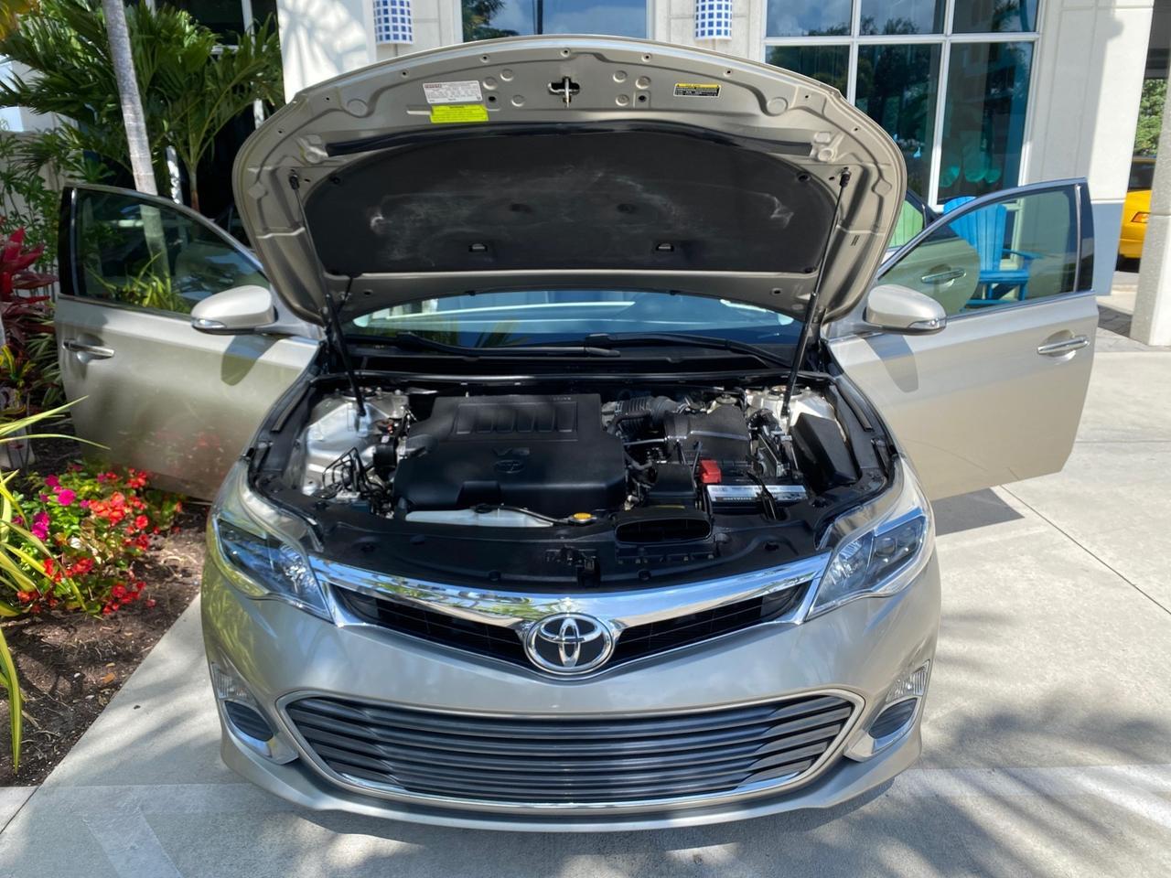2013 Toyota Avalon XLE Premium LOW MILES 56,196 Pompano Beach FL