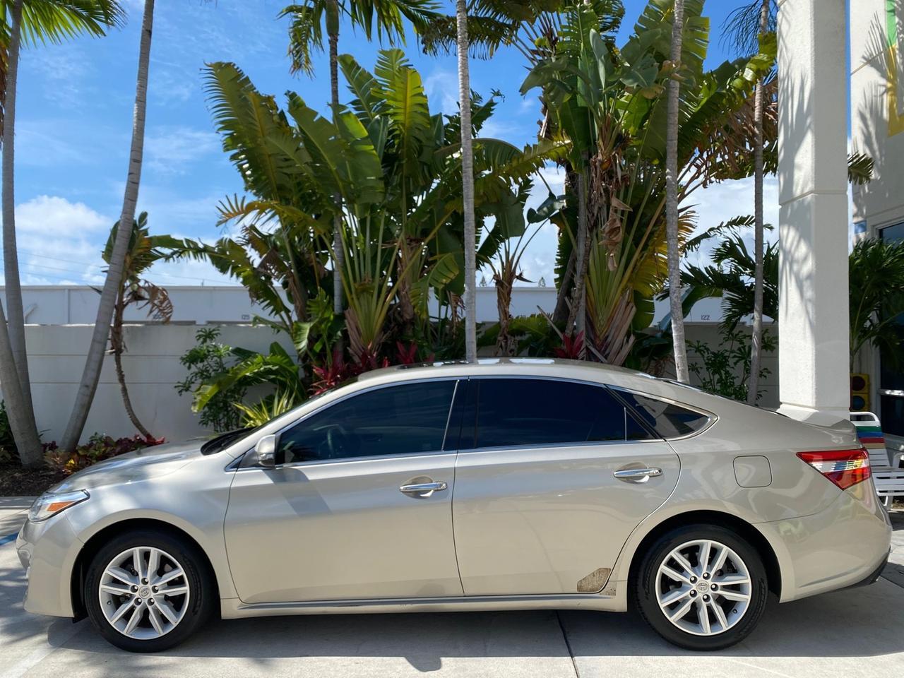 2013 Toyota Avalon XLE Premium LOW MILES 56,196 Pompano Beach FL