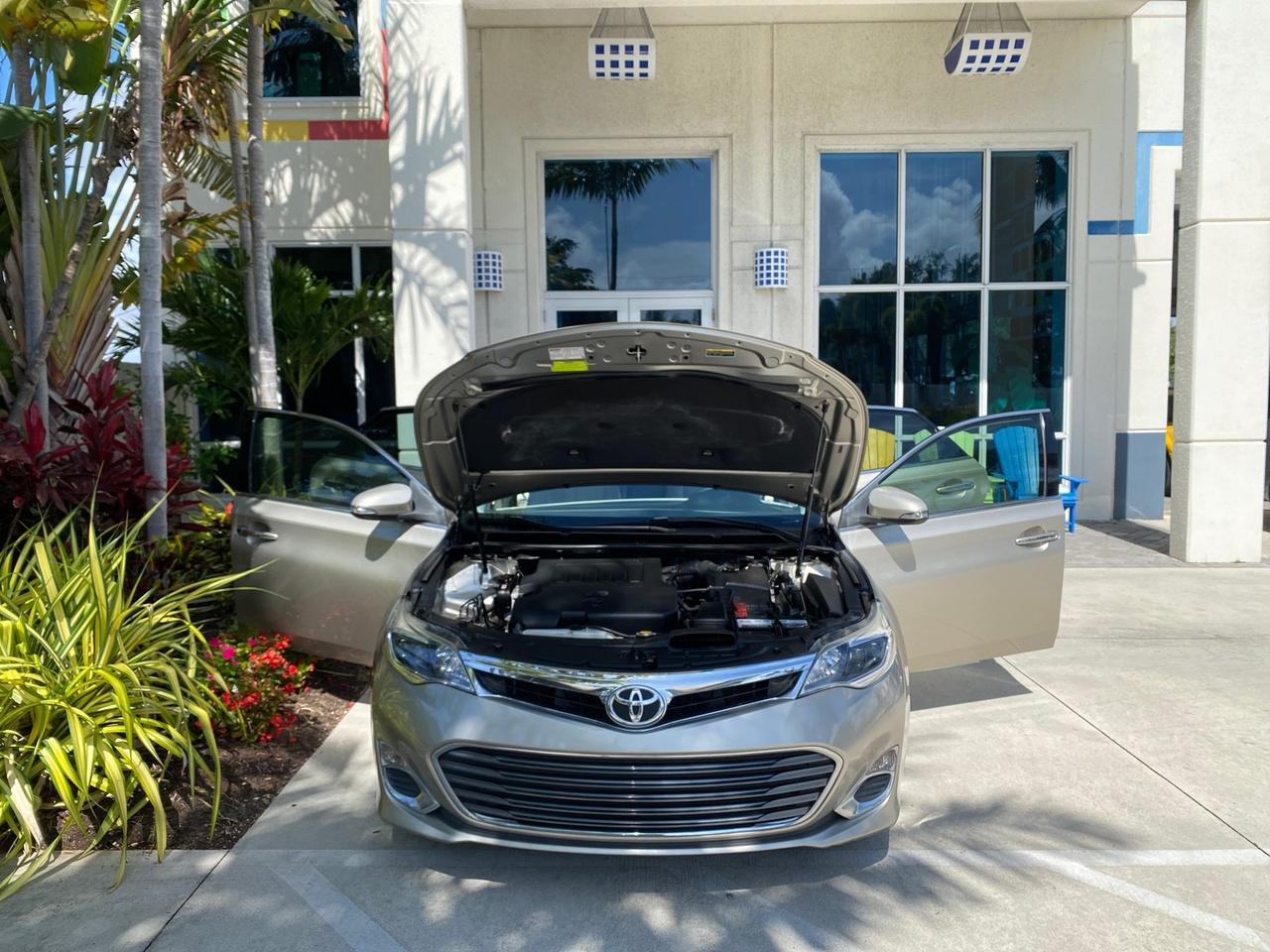 2013 Toyota Avalon XLE Premium LOW MILES 56,196 Pompano Beach FL