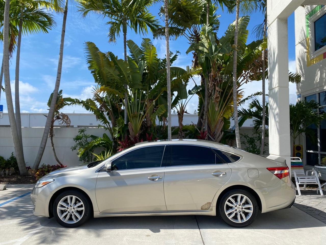 2013 Toyota Avalon XLE Premium LOW MILES 56,196 Pompano Beach FL