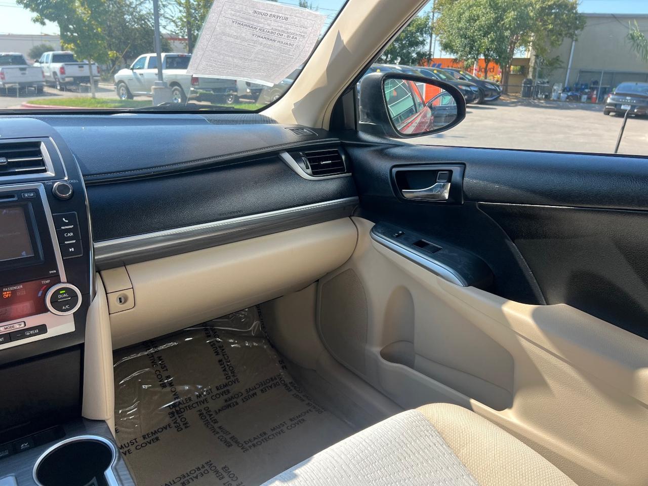 2013 Toyota Camry Hybrid LE Austin TX