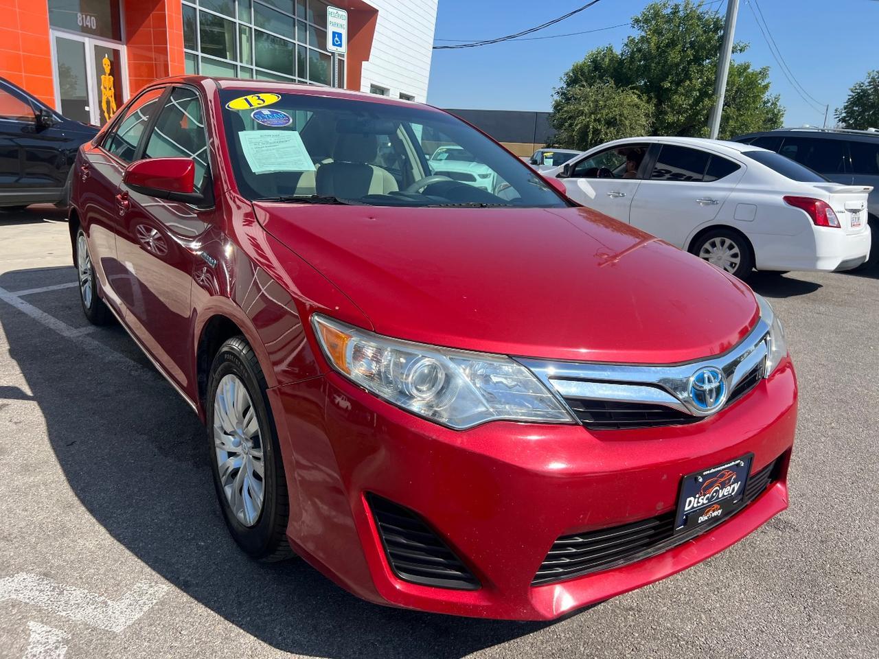 2013 Toyota Camry Hybrid LE Austin TX