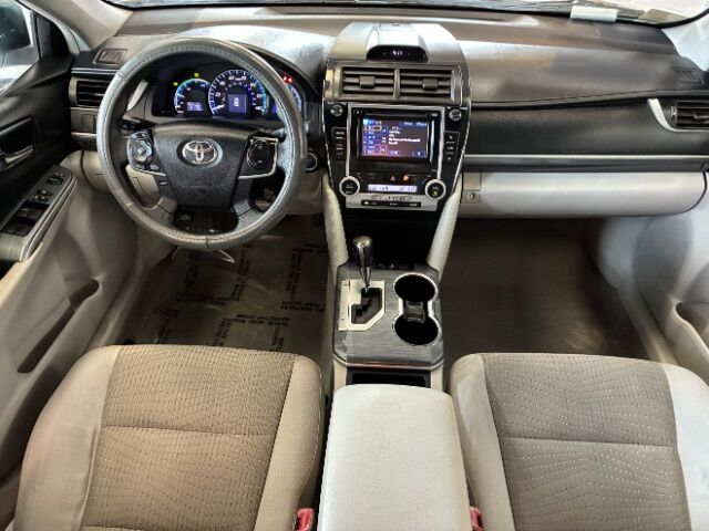 2013 Toyota Camry Hybrid LE