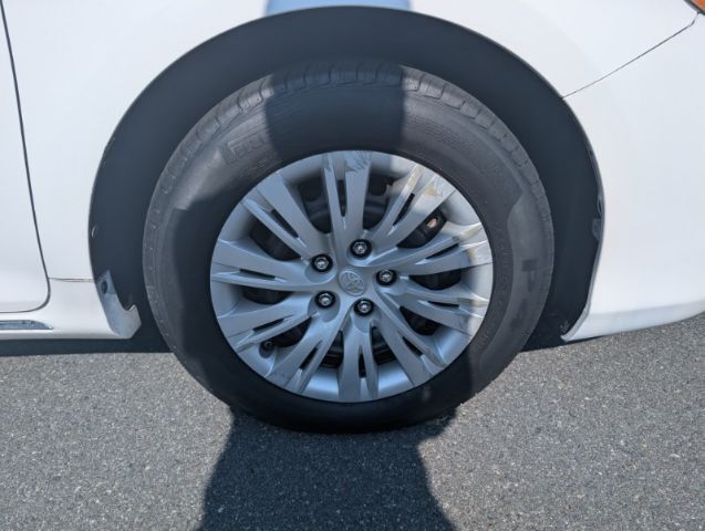 2013 Toyota Camry Hybrid LE Charlotte NC