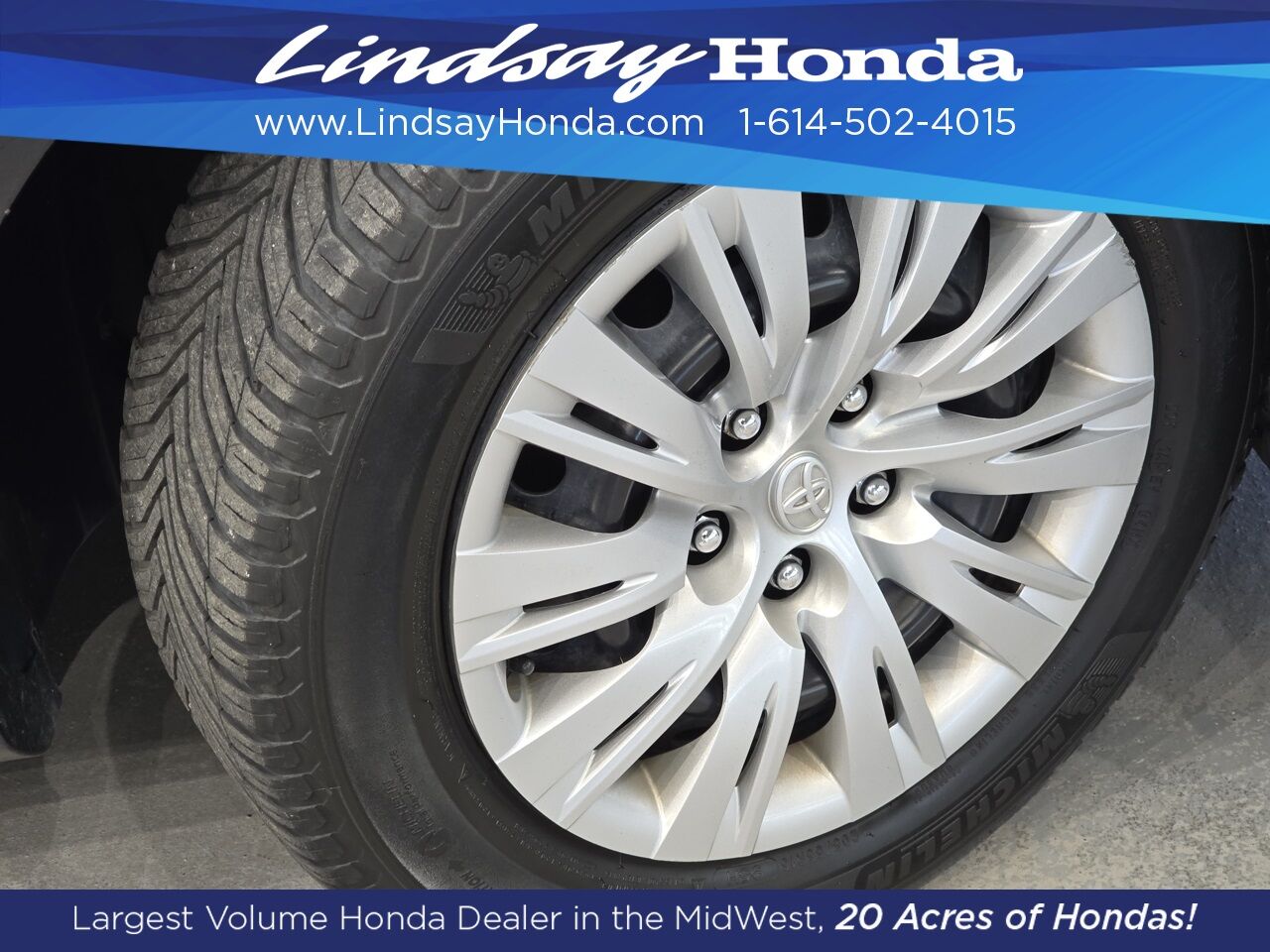 2013 Toyota Camry Hybrid LE Columbus OH