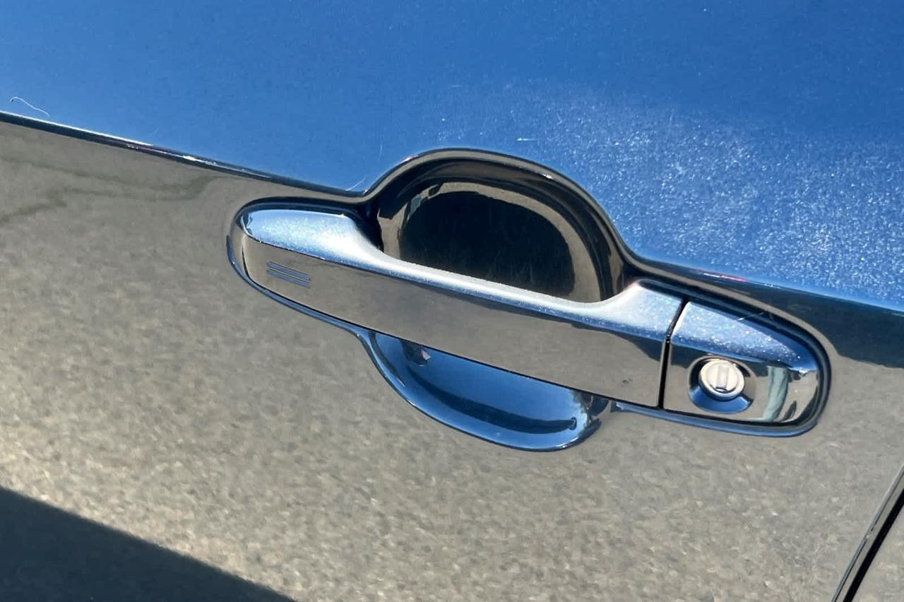 2013 Toyota Camry Hybrid LE Roseville CA