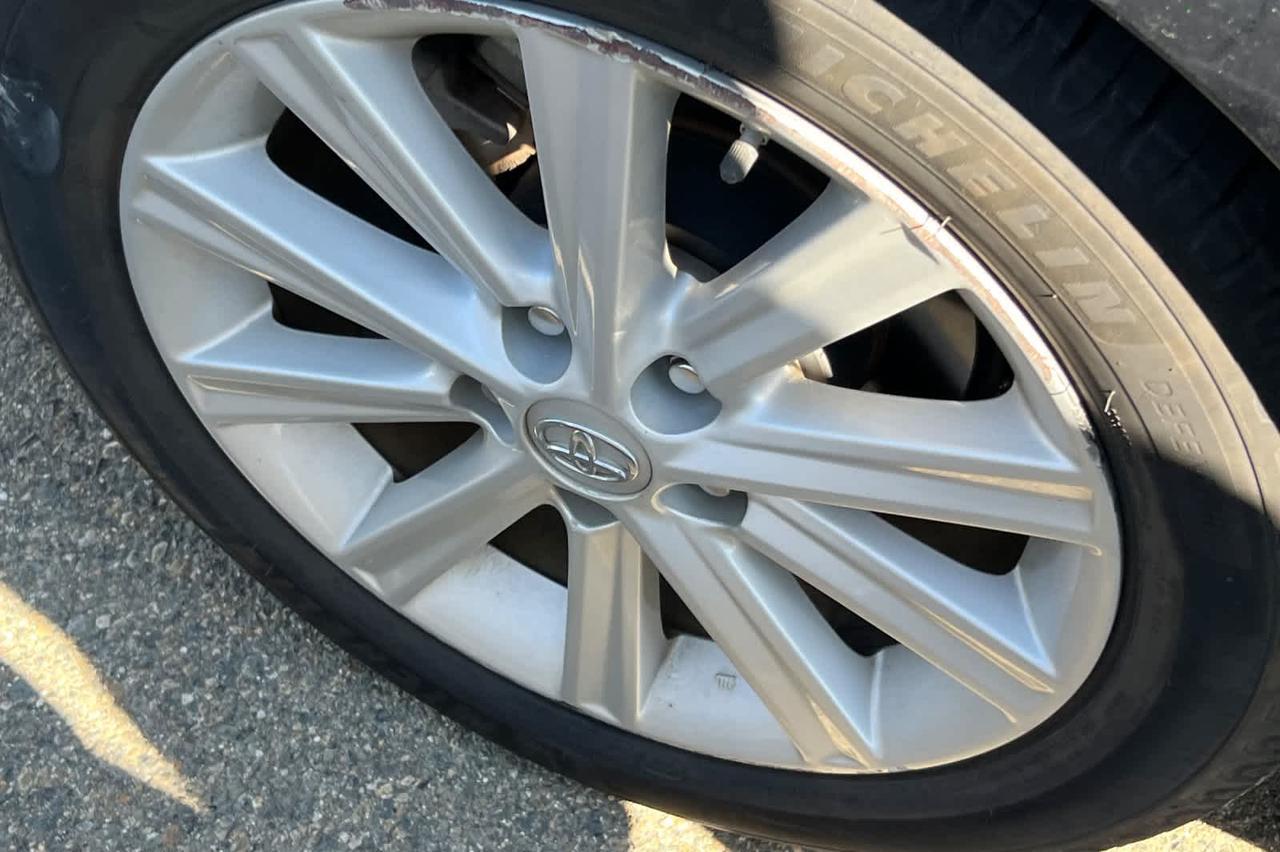 2013 Toyota Camry Hybrid LE Roseville CA