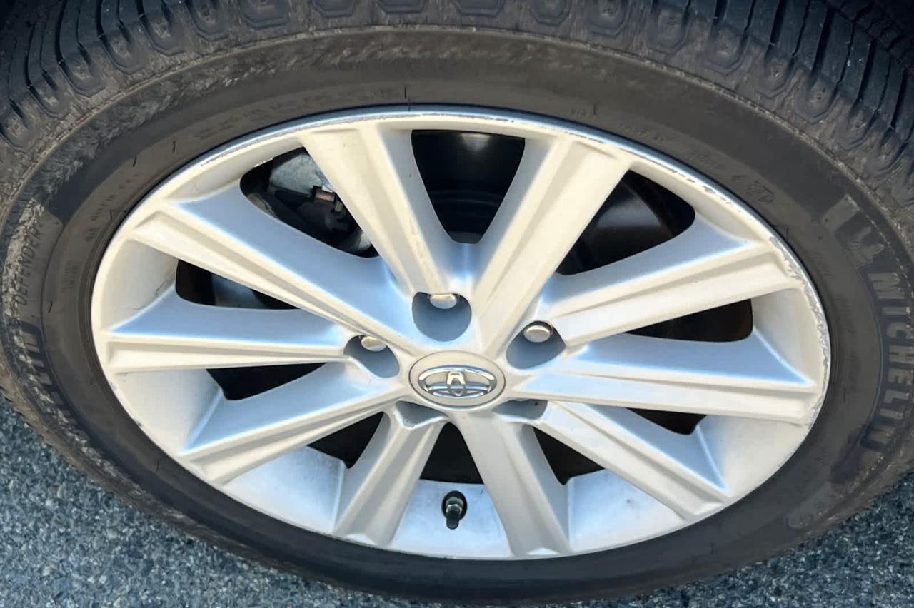 2013 Toyota Camry Hybrid LE Roseville CA