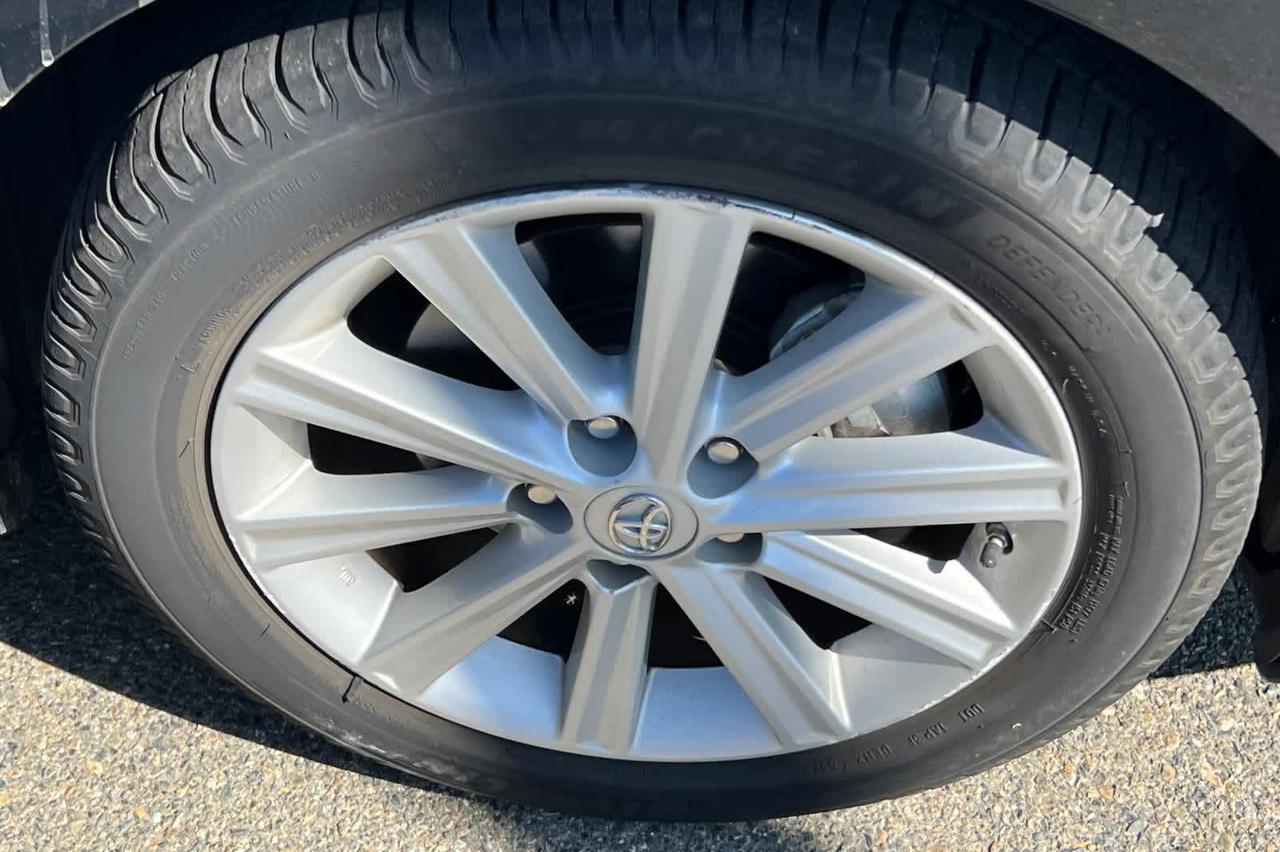 2013 Toyota Camry Hybrid LE Roseville CA
