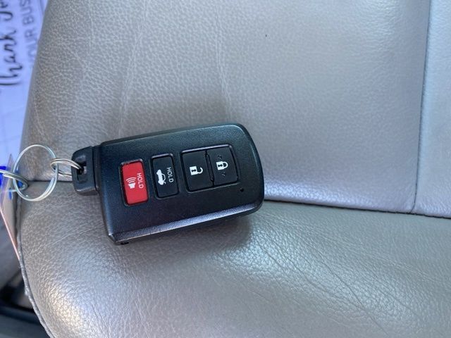 2013 Toyota Camry Hybrid XLE Raleigh NC