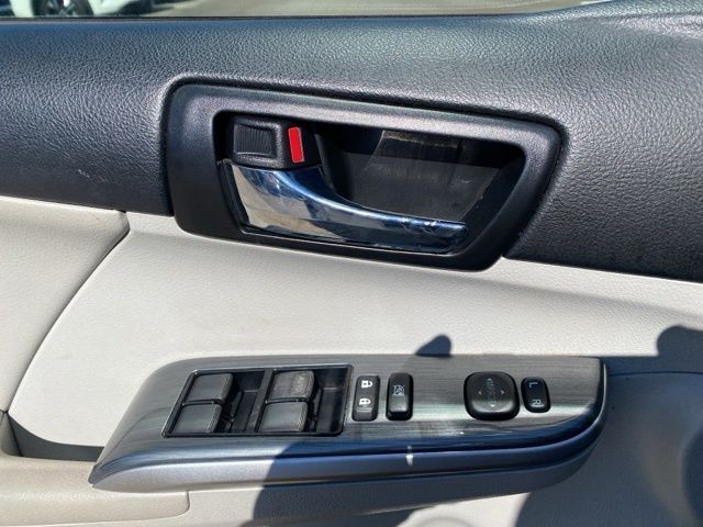 2013 Toyota Camry Hybrid XLE Raleigh NC