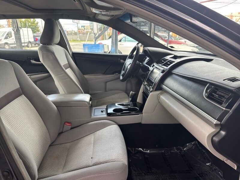2013 Toyota Camry LE FWD Arlington VA