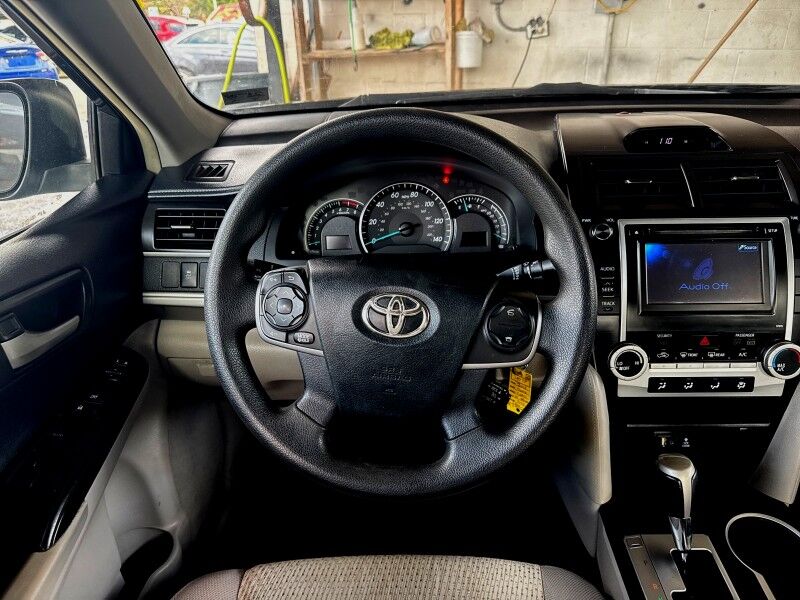 2013 Toyota Camry LE FWD Arlington VA