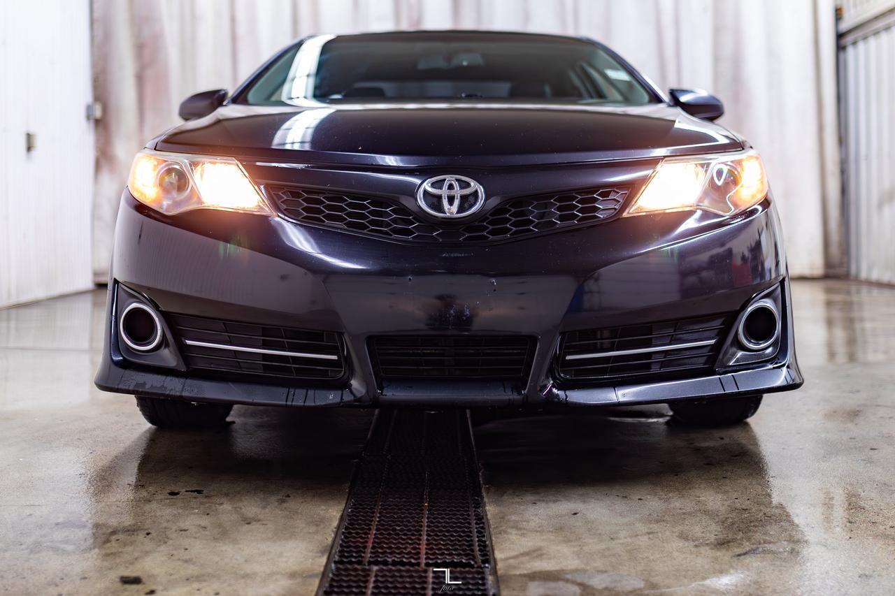 2013 Toyota Camry SE Leather Roof Nav BCam Red Deer AB