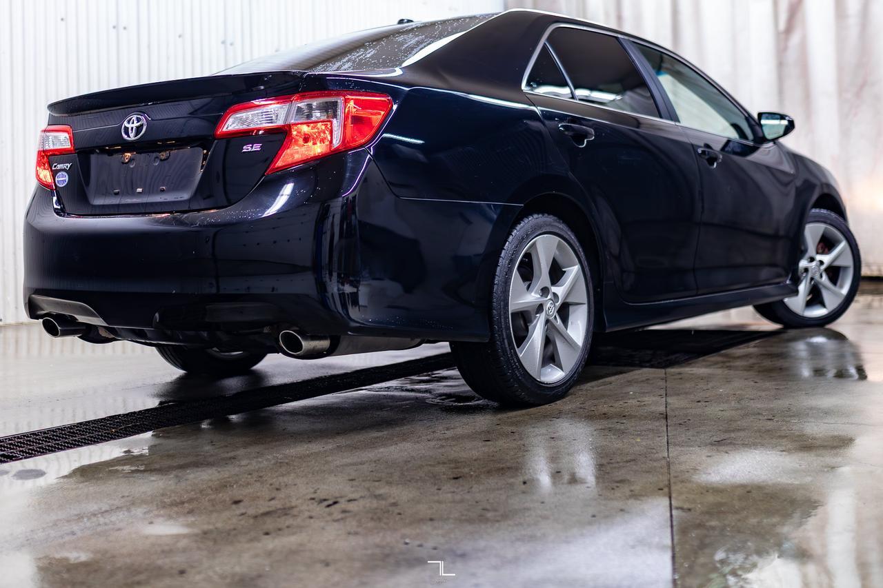 2013 Toyota Camry SE Leather Roof Nav BCam Red Deer AB