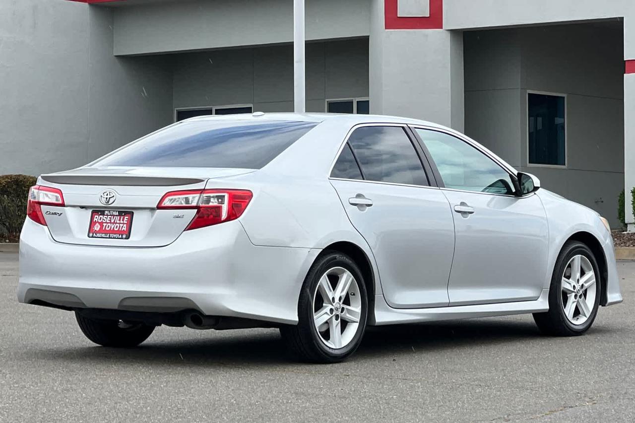 2013 Toyota Camry SE
