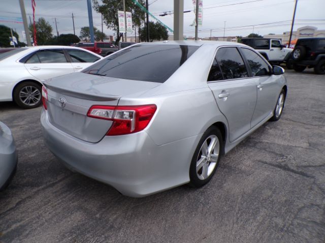 2013 Toyota Camry SE San Antonio TX