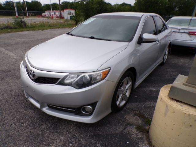 2013 Toyota Camry SE San Antonio TX