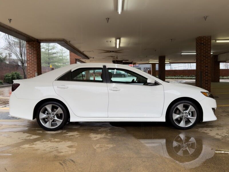 2013 Toyota Camry SE V6 Arlington VA