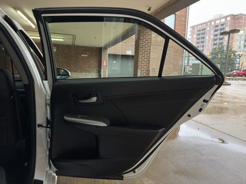 2013 Toyota Camry SE V6 Arlington VA