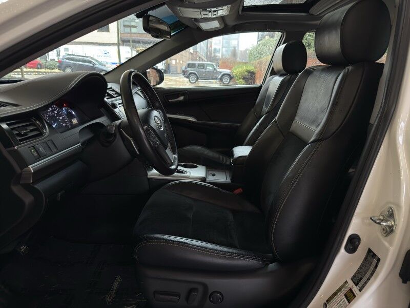 2013 Toyota Camry SE V6 Arlington VA