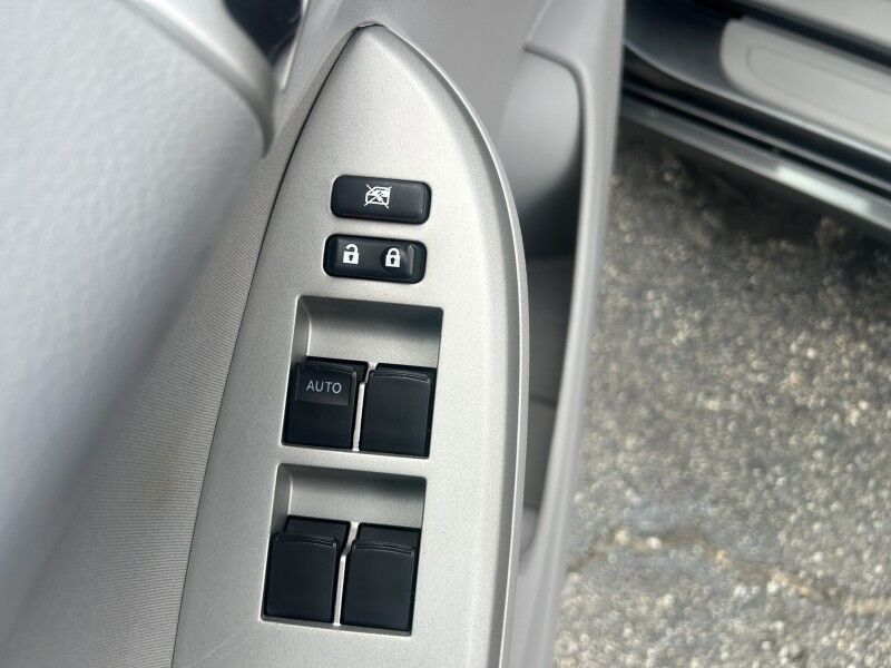 2013 Toyota Corolla LE - 1 OWNER - 41K ORIGINAL MILES Webster MA