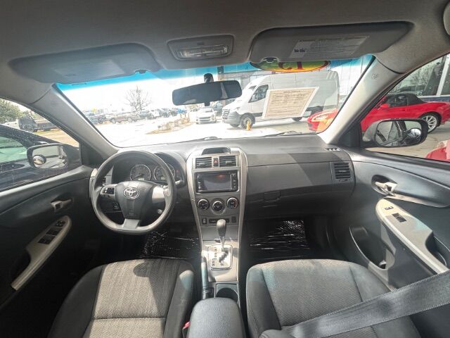 2013 Toyota Corolla LE 4-Speed AT