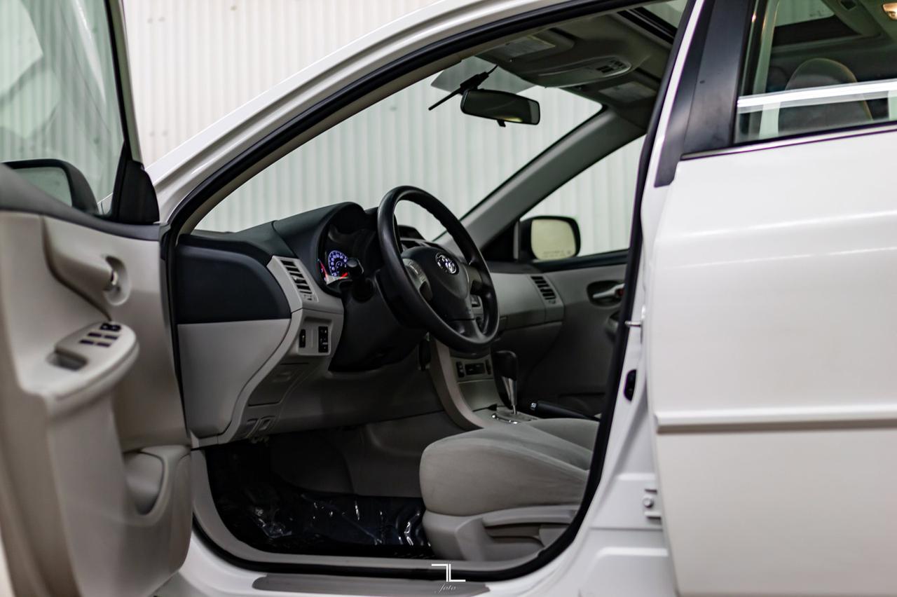 2013 Toyota Corolla LE Sedan Roof HSeats Red Deer AB