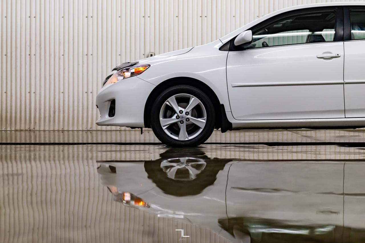 2013 Toyota Corolla LE Sedan Roof HSeats Red Deer AB