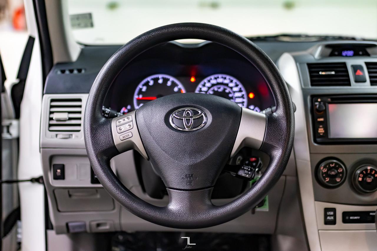 2013 Toyota Corolla LE Sedan Roof HSeats Red Deer AB