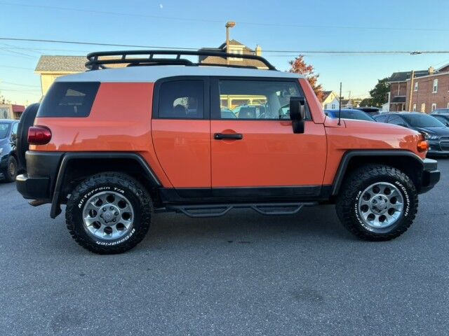 2013 Toyota FJ Cruiser Whitehall PA