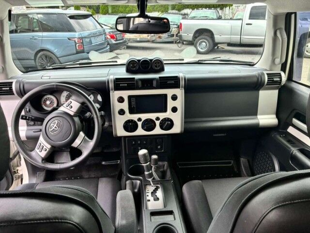 2013 Toyota FJ Cruiser Whitehall PA