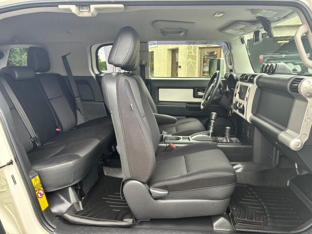 2013 Toyota FJ Cruiser Whitehall PA