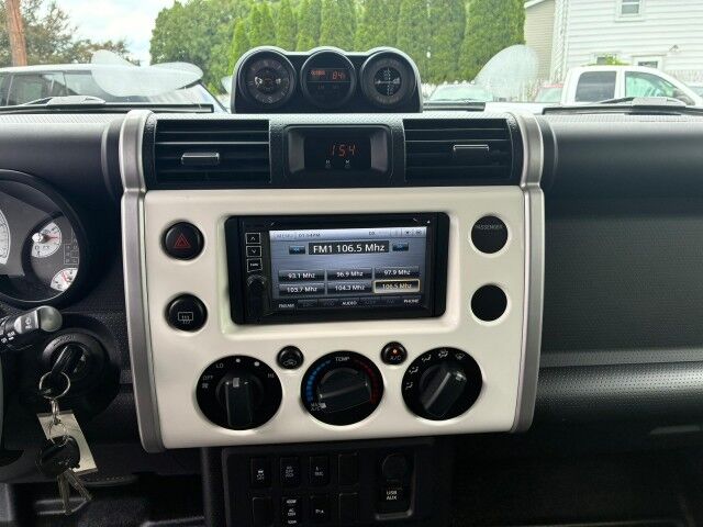 2013 Toyota FJ Cruiser Whitehall PA
