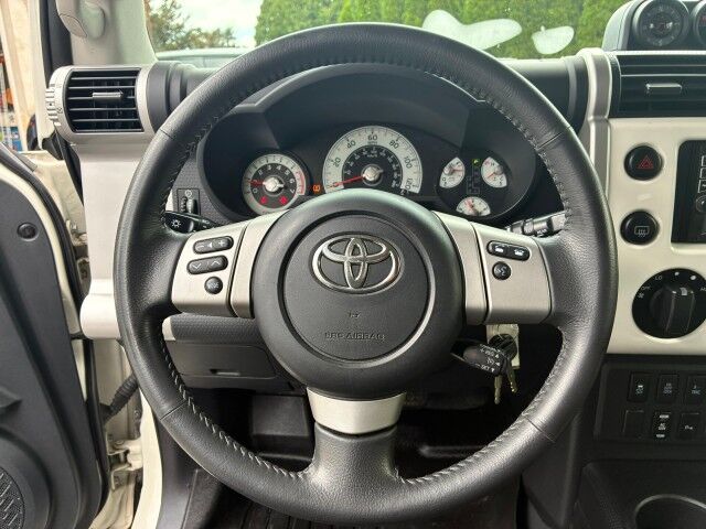 2013 Toyota FJ Cruiser Whitehall PA