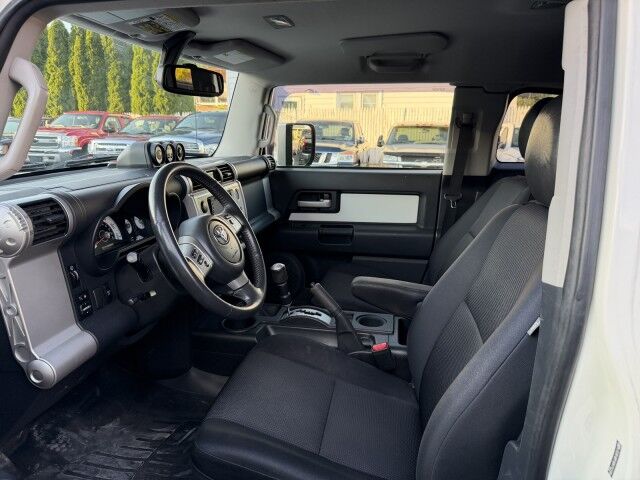 2013 Toyota FJ Cruiser Whitehall PA