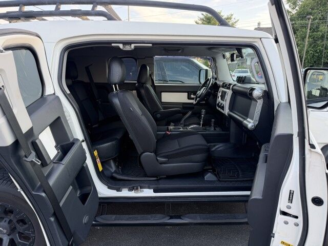 2013 Toyota FJ Cruiser Whitehall PA