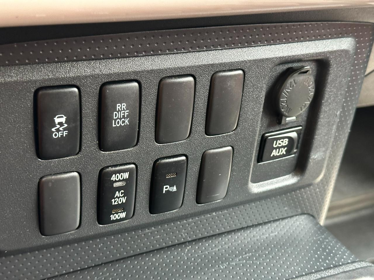 2013 Toyota FJ Cruiser RWD 4dr Auto (Natl) Jacksonville FL