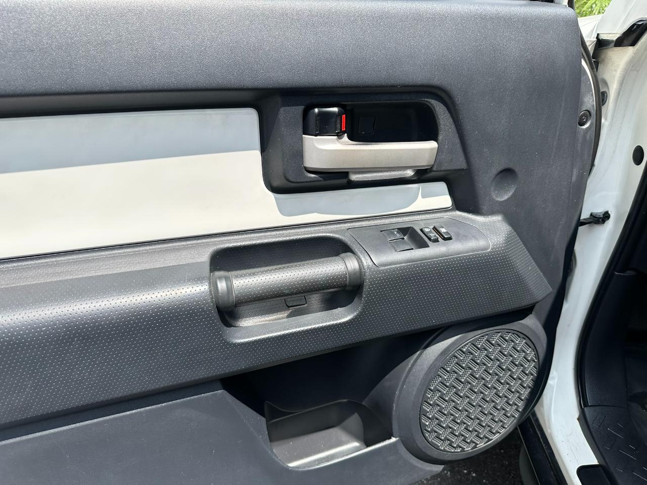 2013 Toyota FJ Cruiser RWD 4dr Auto (Natl) Jacksonville FL