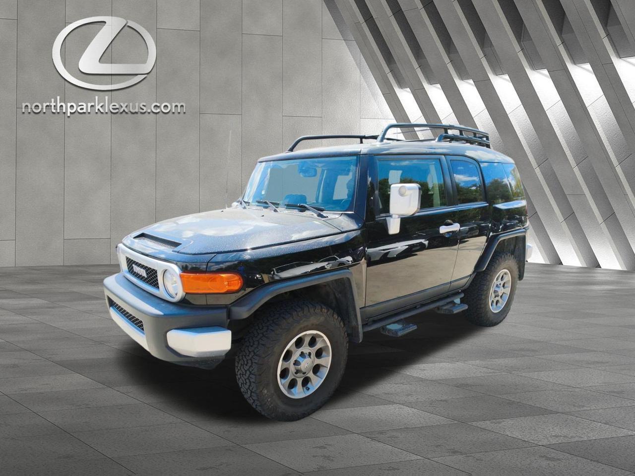 2013 Toyota FJ Cruiser SR