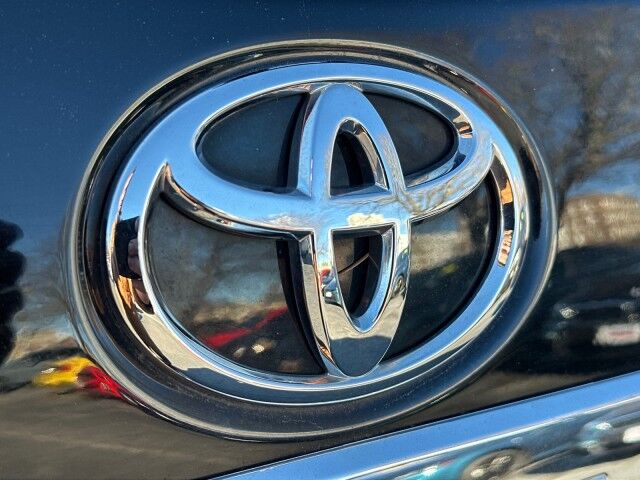 2013 Toyota Highlander  Worcester MA