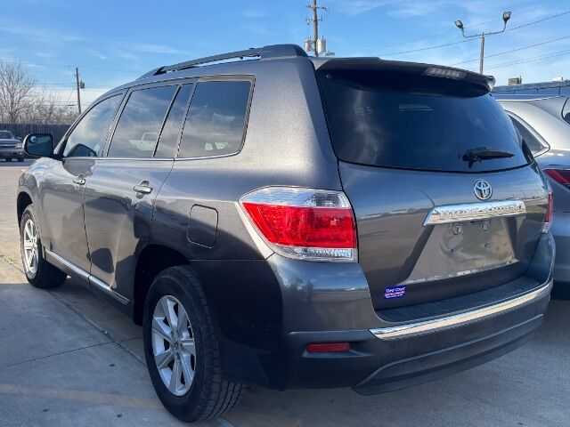 2013 Toyota Highlander Base Plus